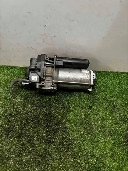 AUDI Q7 (4M) Suspension Compressor 4M0616005H image 4