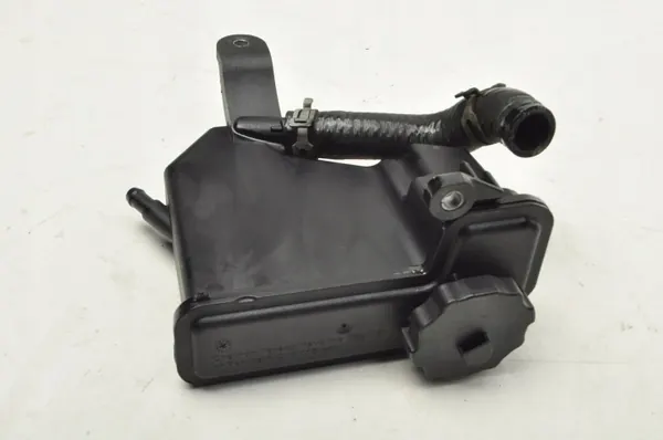 Réservoir direction assistée Mercedes OEM A0004603683 image 2
