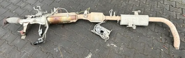 DPF & Catalyseur Renault Master IV OEM 1127009610002 image 3