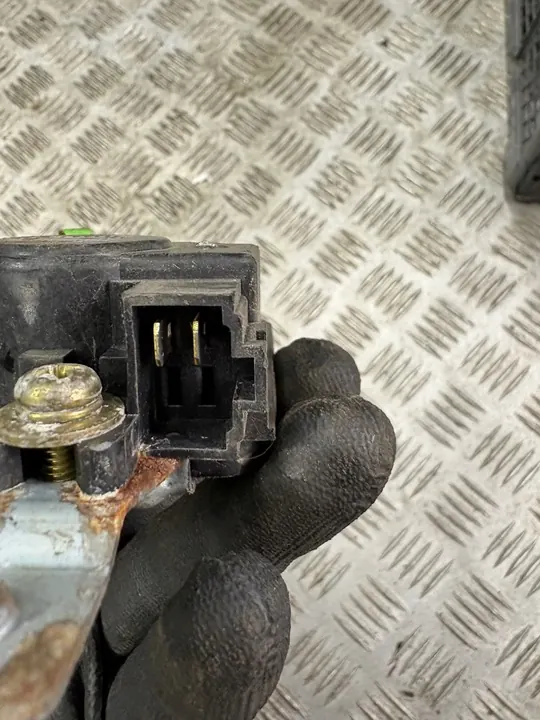 Actuador de cierre centralizado Mitsubishi Pajero II 91-99 MB669156 image 4