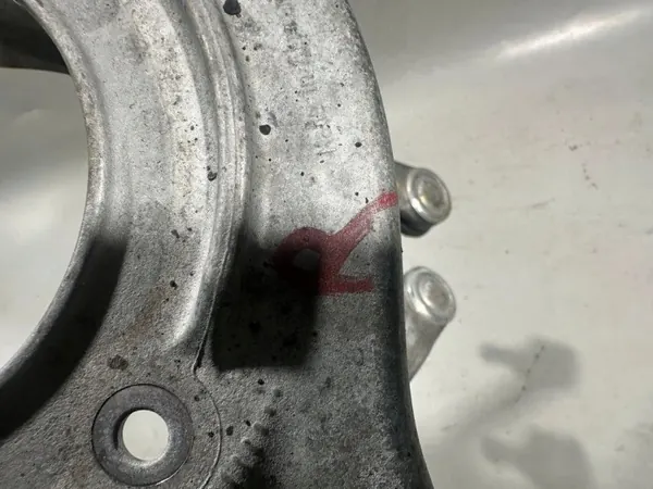 Porsche Hinterer rechter Stoßdämpferhalter OEM 8K0407510P image 7