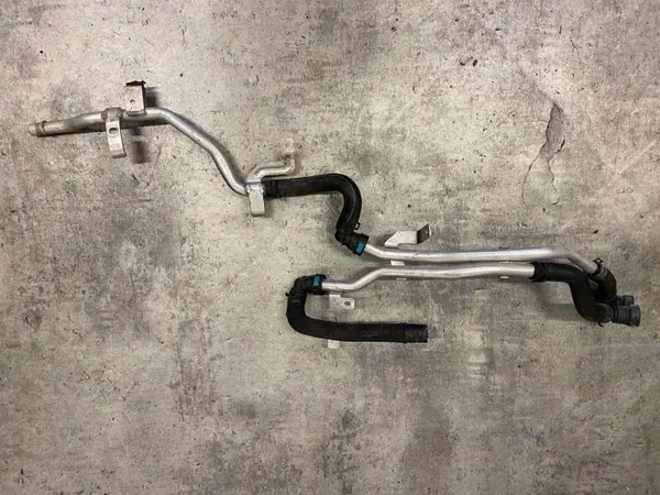 Mangueira Aquecedor OEM T2H8609 para Jaguar F-PACE X761 image 2