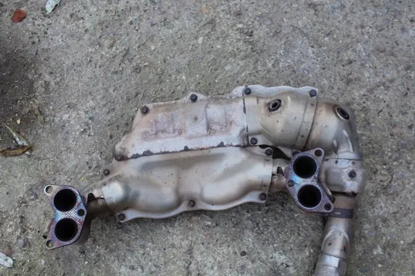 Coletor de Escape Catalisador Subaru Forester IV SJ 2.0R OEM image 7