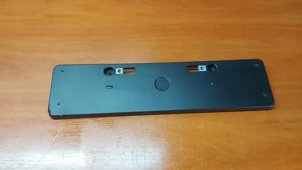 Support plaque immatriculation avant OEM 52114-16020 Toyota image 2