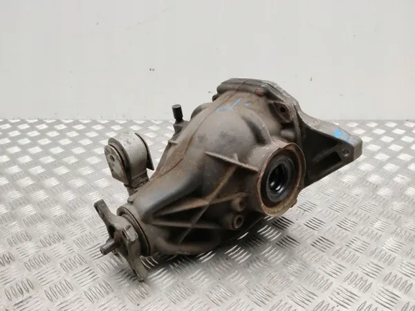 2014 Mercedes E W212 Rear Differential A2043510508 image 2