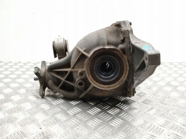 2014 Mercedes E W212 Rear Differential A2043510508 image 3