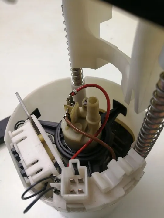 Brandstofpomp Mercedes-Benz E W211 2004 A2114701494 image 4