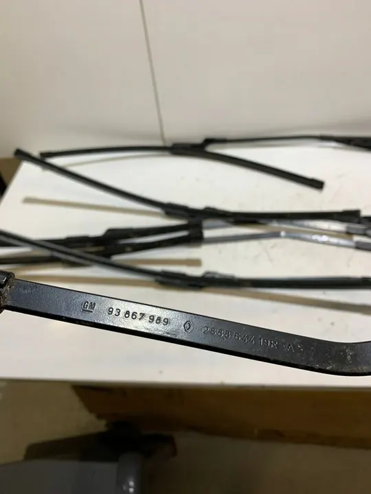 RENAULT TRAFIC III Right Wiper Arm 288864419R image 4