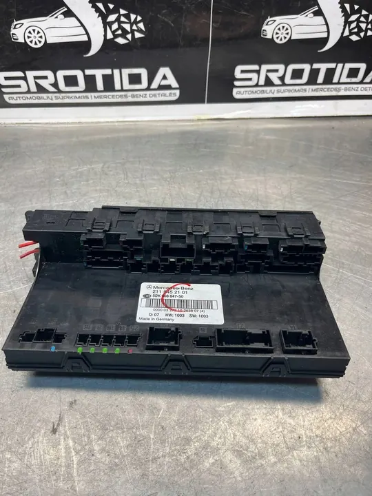 Komfortmodul Mercedes-Benz E W211 OE 2115452101 image 2