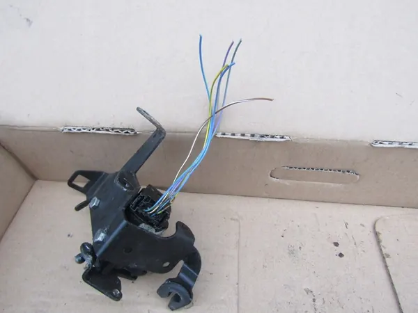 Mercedes W210 W202 Kaasupotentiometri W140 W129 image 2