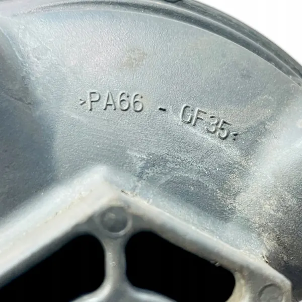 Carcaça do Filtro de Óleo Iveco Usada - OEM 5801863112 image 3