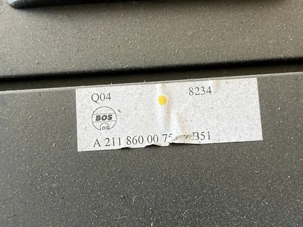 Estante enrollable maletero Mercedes-Benz W211 OEM A2118600075 image 5