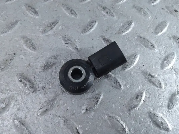 Audi Q2 Knacksensor OEM 0309053770 - Begagnad image 4
