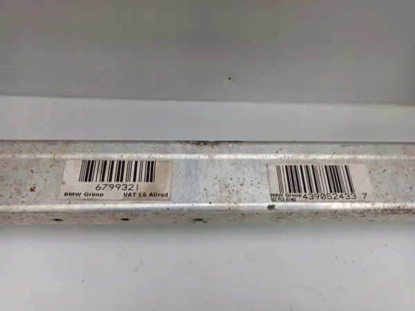 BMW OEM 6799321 Traverse Avant pour F06-F13 image 7
