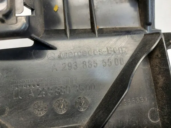 Mercedes EQC 400 W293 Stoßstangengleiter Links Hinten OEM A2938855500 image 3
