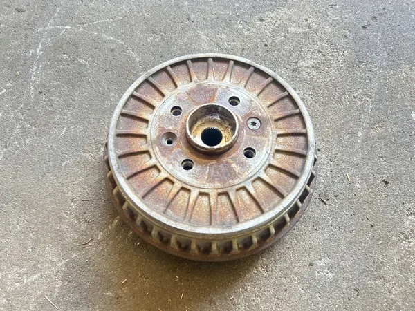 Tambour de frein arrière Smart ForFour II W453 2018 A4534200302 image 1