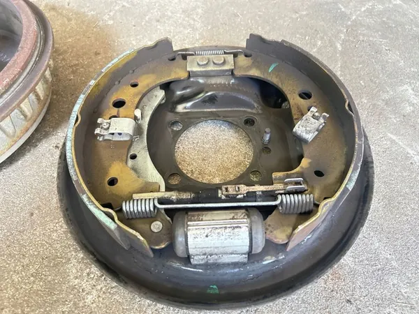 Tambour de frein arrière Smart ForFour II W453 2018 A4534200302 image 5