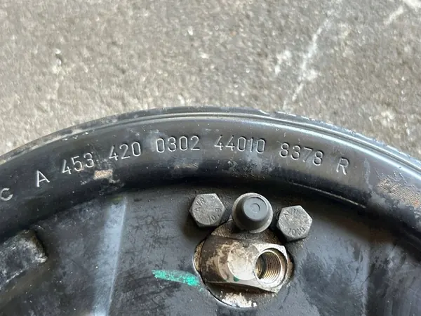 Tambour de frein arrière Smart ForFour II W453 2018 A4534200302 image 6