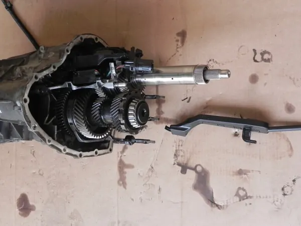 Peça de caixa Audi OE OEM 0B5301383L - Usada image 5