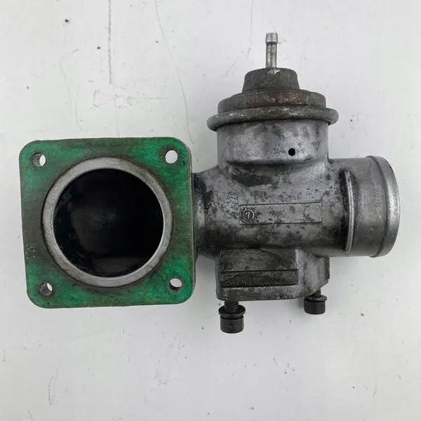 EGR-venttiili VW LT T4 Transporter California 2.5 TDI image 2