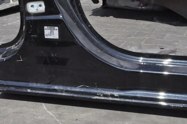 OEM 19595 Opel Mokka B II Höger Tröskellist image 3