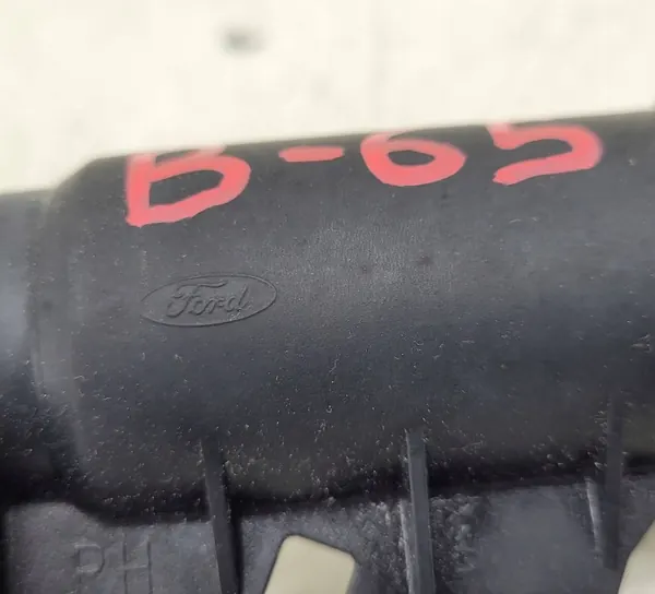 Ford Focus Koplampensproeier OEM XS41-13L015-AA image 5