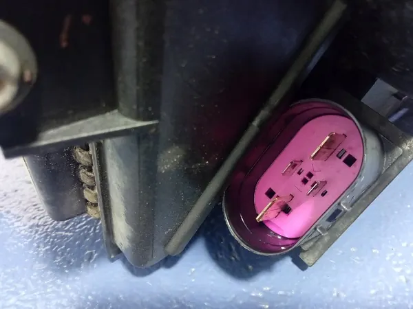 Kylsats SKODA YETI 1.4 TSI 5K0121251Q image 3