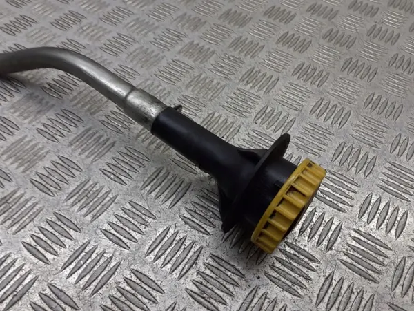 Saab 9-5 2.3 Turbo öljymittatikku OEM 9178856 image 4