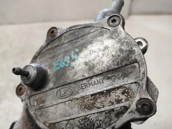 BMW 7 E65 E66 01- 3.6 Imupumppu 7507263 image 5