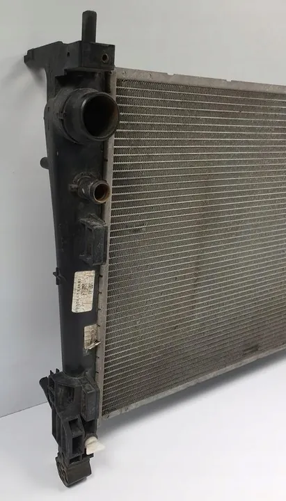 Vattenkylare Opel Astra IV J 1.4 Turbo OEM 1300302 image 2