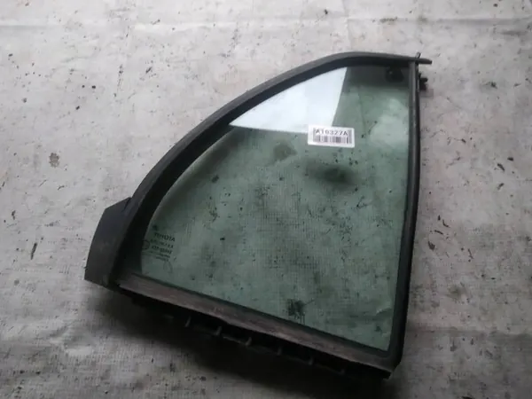 Toyota Yaris takaovi lukko oikea OEM as2 EIS-2669012 image 2
