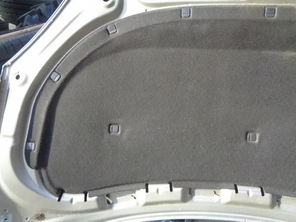 SKODA FABIA II ROOMSTER Motorhuv Insulation image 2