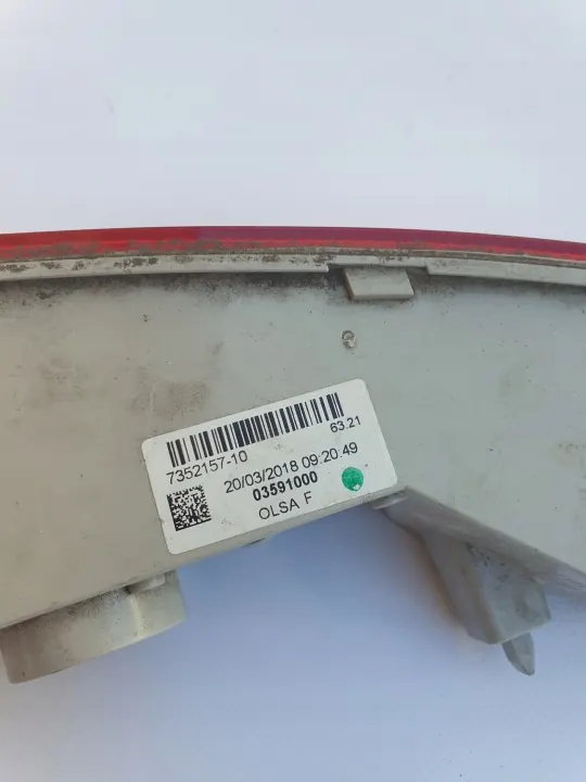 Positionleuchte linke Heckstoßstange MINI Clubman OEM 7352157 image 3