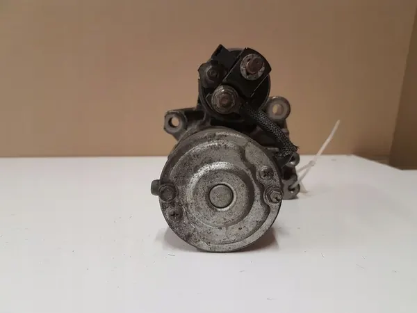 Peugeot 308 Hatchback 1.6L OE 9688268580-00 image 5