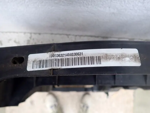 Kia OE 64101-1Y000 Frontverstärkung image 4