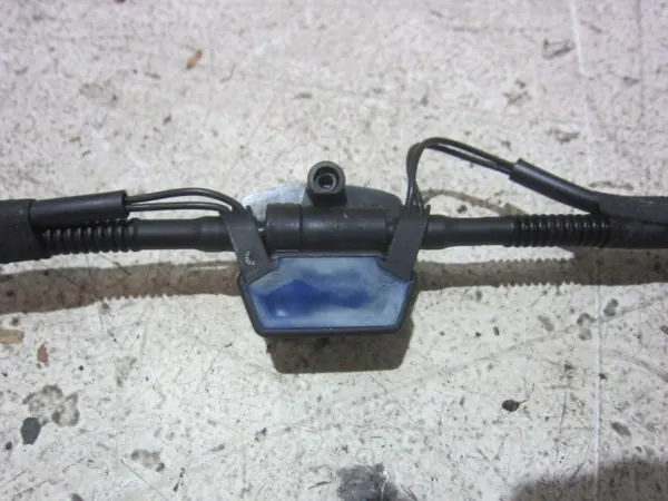 BMW F10 F11 voorruit sproeier OEM 61667205117 image 9