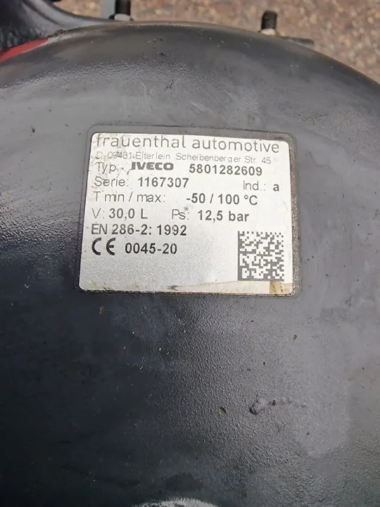 Réservoir d'air 30L Iveco Stralis S-WAY image 4