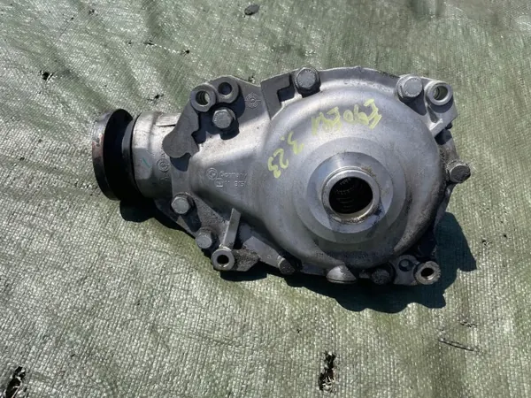 BMW E60 E61 E90 E91 E92 Front Diff 3.23 7533734 image 2