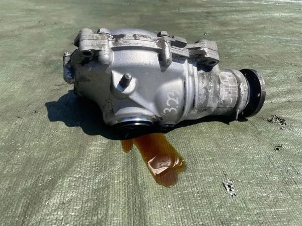 BMW E60 E61 E90 E91 E92 Front Diff 3.23 7533734 image 3