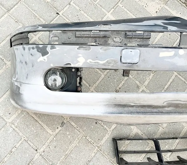 Paraurti anteriore BMW E39 PDC Xenon 51117030922 image 2