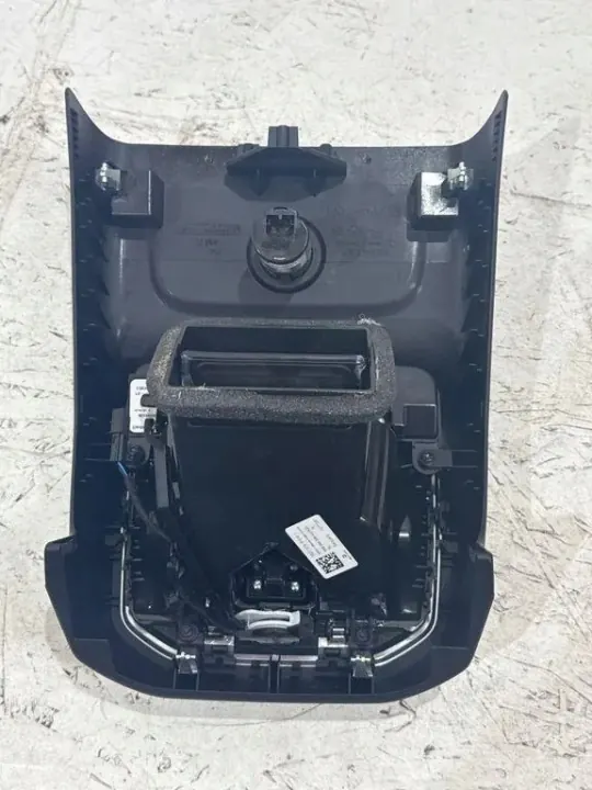 Taka-ilmastointiristikko OEM 95B864378D Porsche Macan image 4