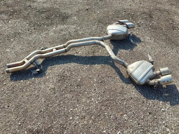Porsche OE Pakoputken Vaimennin OEM 95b253610a - Käytetty image 2