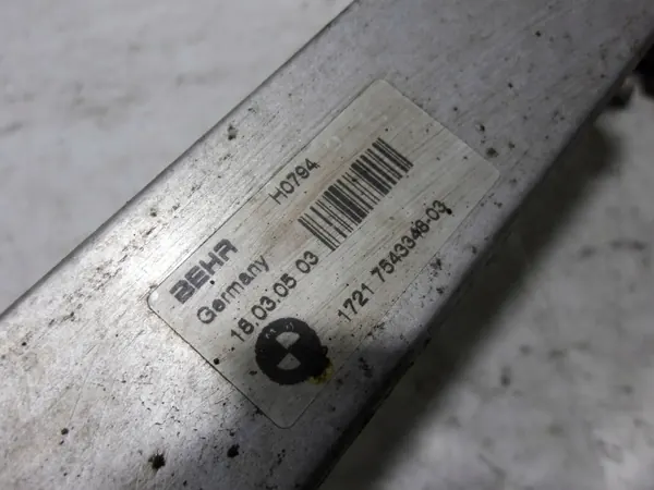 BMW X5 E53 2006 Oliekoeler OEM 7543348 image 7