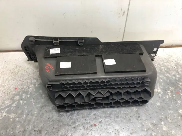 OEM 7C0863736DBILI Oikea Etuaskelma VW Crafter II image 4