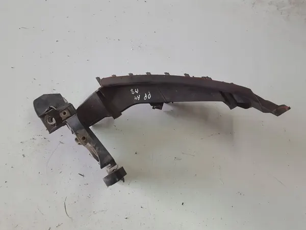 Suporte de farol direito Audi A4 OE 8K0805608C image 6