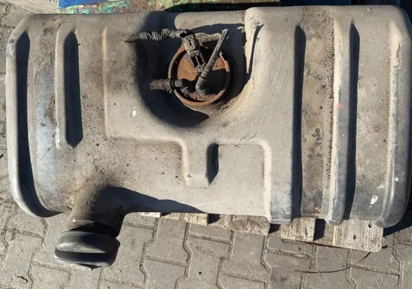 Réservoir Zbiveco pour Iveco Daily 90-06 - Occasion image 2