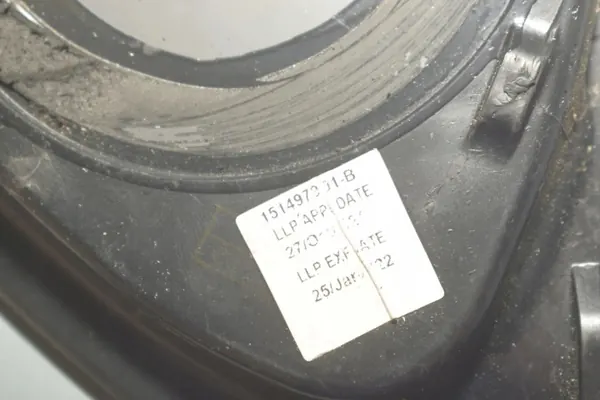 Ventana Trasera Derecha Tesla Model 3 OEM 1098758 Usado image 5