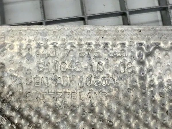 Lämpösuoja OEM 7375951 BMW G31 Touringille image 3