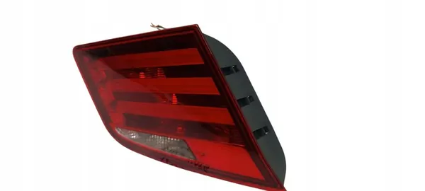 Conjunto de luz trasera de maletero izquierdo BMW F10 OEM 7203225 image 3