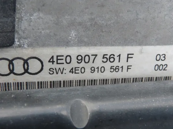 Audi A8 D3 Distronic Radarsensor 4E0907561F image 10